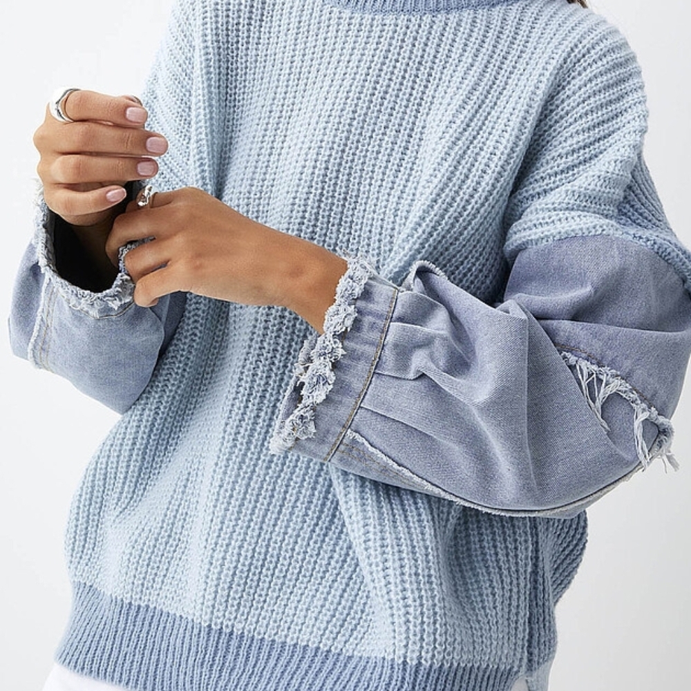 Adora Women's Frayed Denim Sleeved Contrast Sweater - Picture 5 of 7